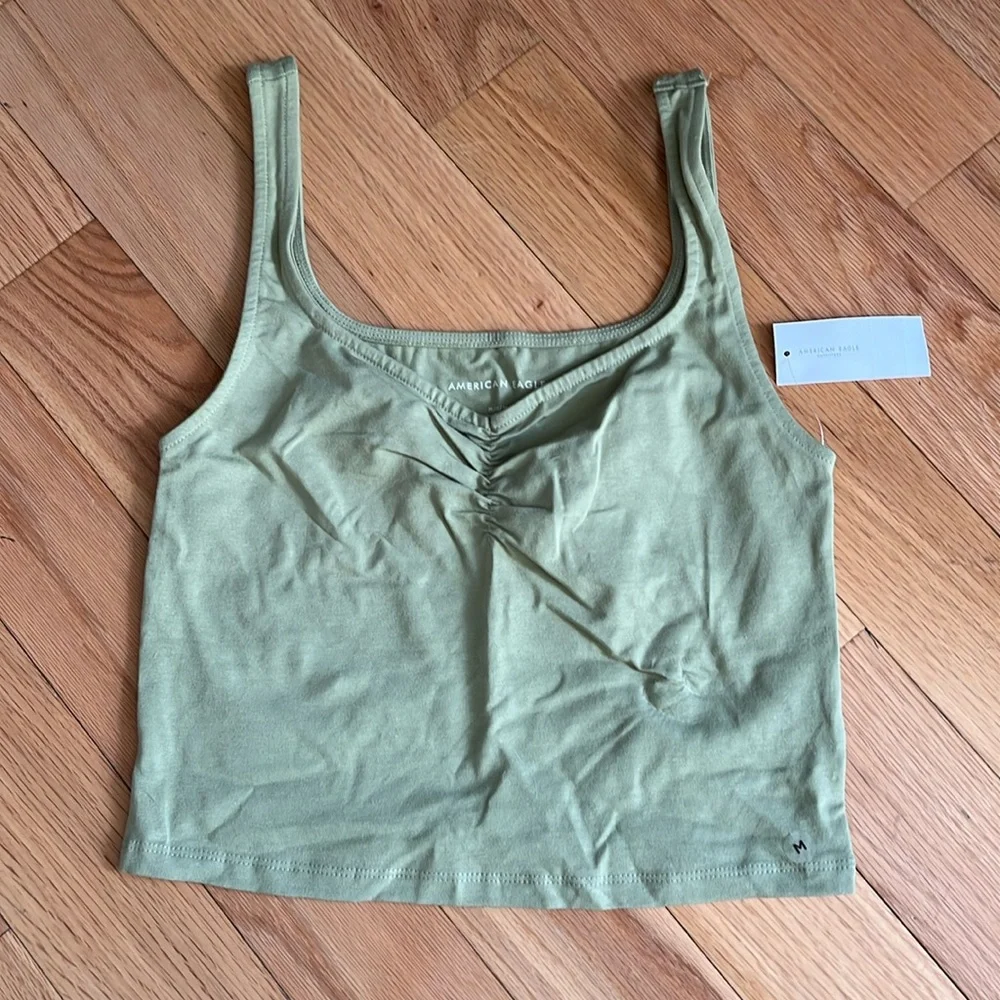 New AE Crop Tank - Picture 1 of 3